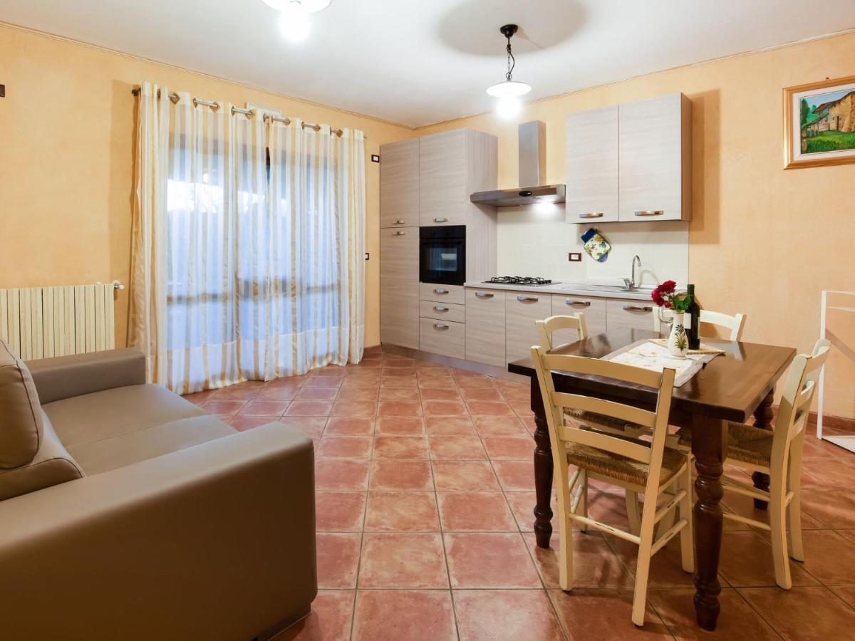 Beautiful Chalet With Swimming Pool In Lombardy Villa Marone Dış mekan fotoğraf