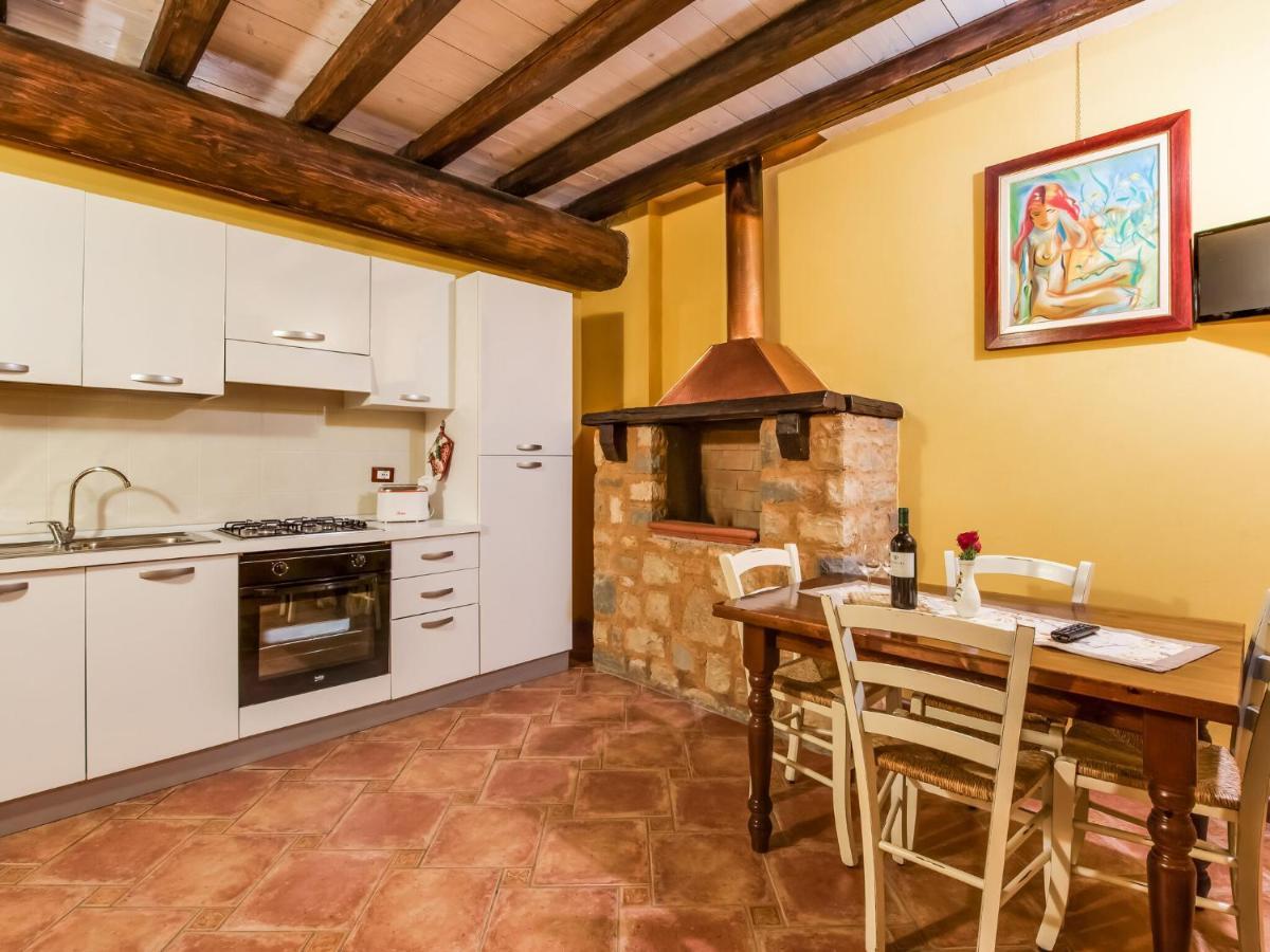 Beautiful Chalet With Swimming Pool In Lombardy Villa Marone Dış mekan fotoğraf