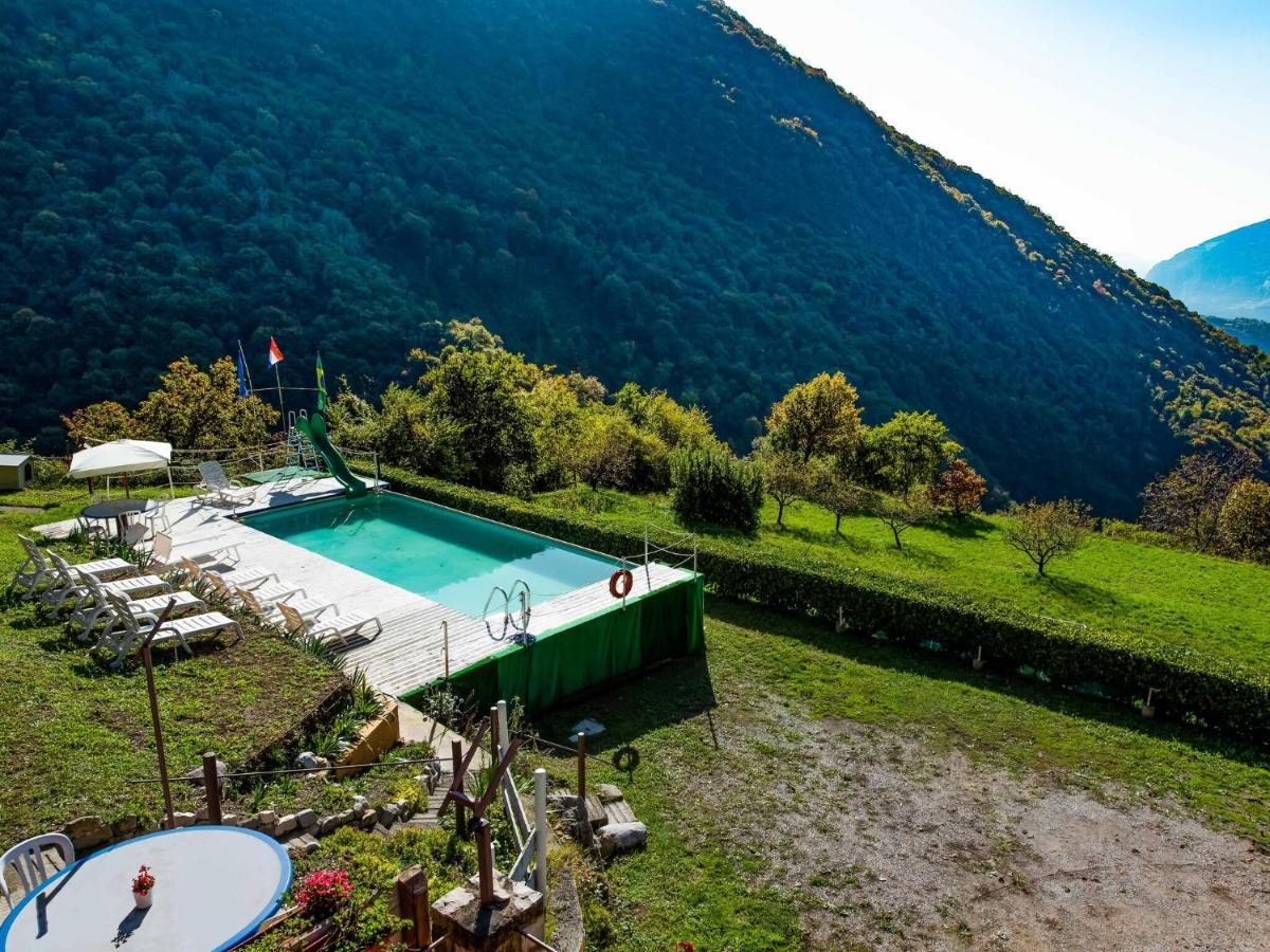 Beautiful Chalet With Swimming Pool In Lombardy Villa Marone Dış mekan fotoğraf