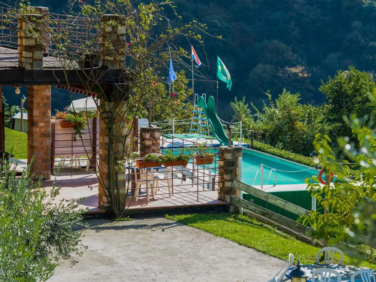 Beautiful Chalet With Swimming Pool In Lombardy Villa Marone Dış mekan fotoğraf